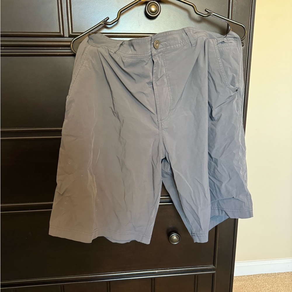 Men’s lululemon shorts